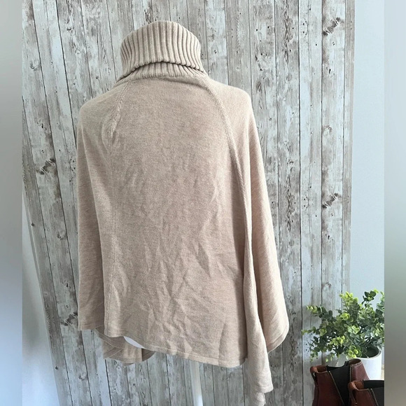 Ann Taylor Turtleneck Poncho Sweater Small - Picture 3 of 4